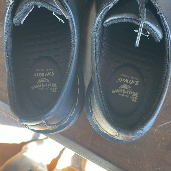 Doc Martins Non-Slip Size 7 - Picture 6 of 8